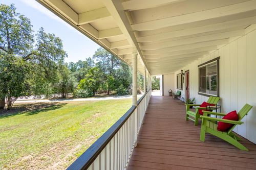 9380 Placer Rd, Redding, CA, 96001-9712 | Card Image