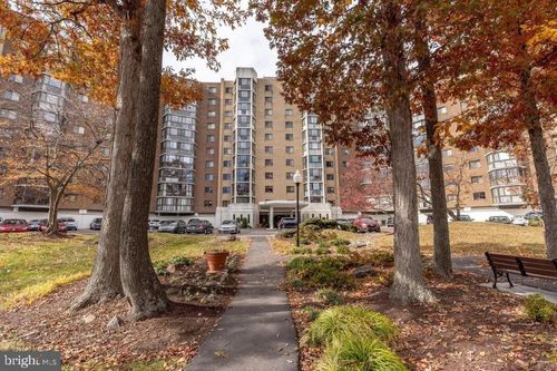 1-124-15101 Interlachen Dr, SILVER SPRING, MD, 20906-5601 | Card Image