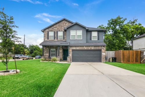 501 S 4th St, La Porte, TX, 77571-5035 | Card Image