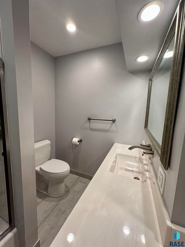 511 W Crawford St, House other with 3 bedrooms, 3 bathrooms and null parking in Luverne MN | Image 21