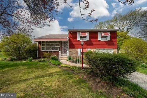 125 E 1st Ave, TRAPPE, PA, 19426-2030 | Card Image
