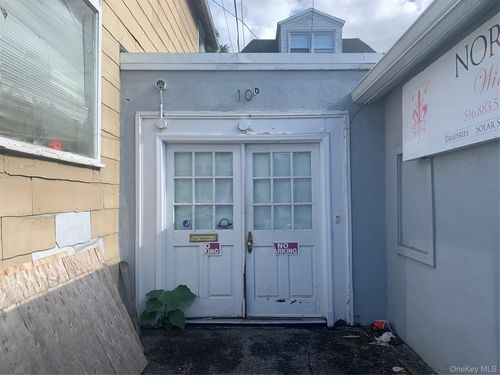 d-10 Willowdale Avenue, North Hempstead, NY, 11050 | Card Image