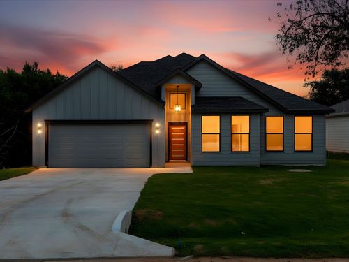 5105 Waterbury Ct, Granbury, TX, 76048-6555 | Card Image