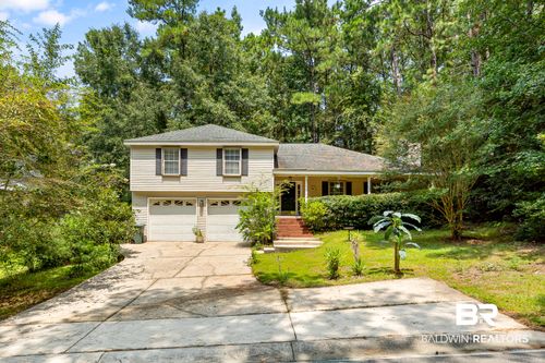 373 Ridgewood Dr, Daphne, AL, 36526-8109 | Card Image