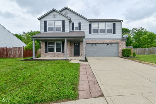 9206 Huntleigh Cir, Plainfield, IN, 46168-4740 | Card Image