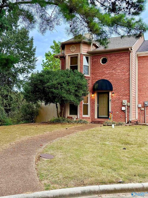 2301 Williamsburg Ct Sw, Decatur, AL, 35603-2622 | Card Image