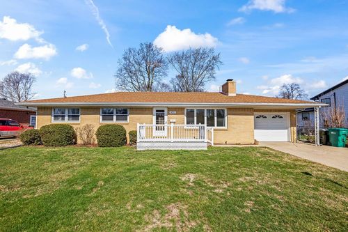 4051 Sheffield Dr, Decatur, IL, 62526-1761 | Card Image