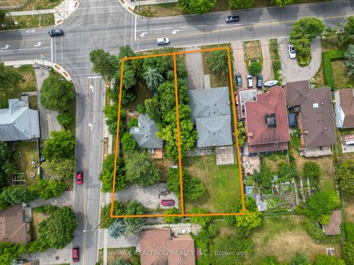 114 Weldrick Rd W, Richmond Hill, ON, L4C3V1 | Card Image