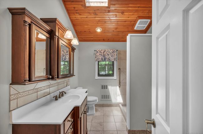 421 Hemlock Point Drive, House other with 7 bedrooms, 4 bathrooms and null parking in Coventry CT | Image 10
