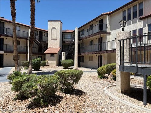 17-2080 Karen Ave, Las Vegas, NV, 89169-1776 | Card Image