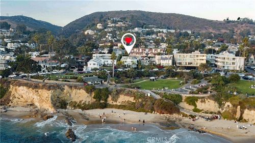 558 Cliff Dr, Laguna Beach, CA, 92651-1405 | Card Image