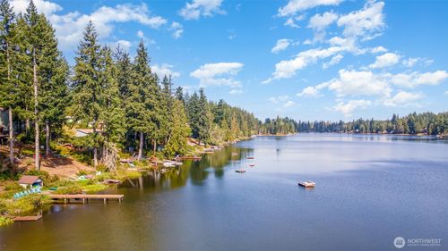 2181 E Trails End Dr, Belfair, WA, 98528-9546 | Card Image
