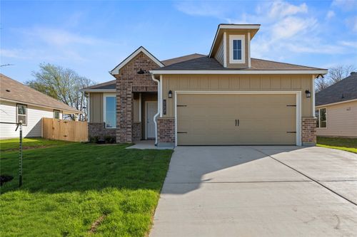 117 Adaline Bnd, McGregor, TX, 76657-4331 | Card Image