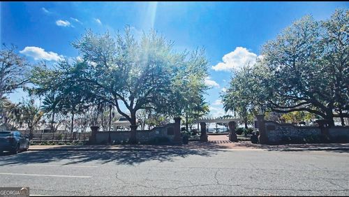 601 Bartlett St, Saint Marys, GA, 31558-4964 | Card Image