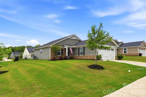 620 Grandiflora Ave, Lancaster, SC, 29720-4740 | Card Image