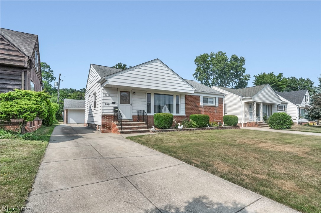 Residential in Mayfield Heights 4