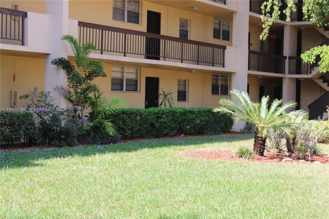 b110 - 3490 Foxcroft Rd, Condo with 2 bedrooms, 2 bathrooms and null parking in Miramar FL | Image 23