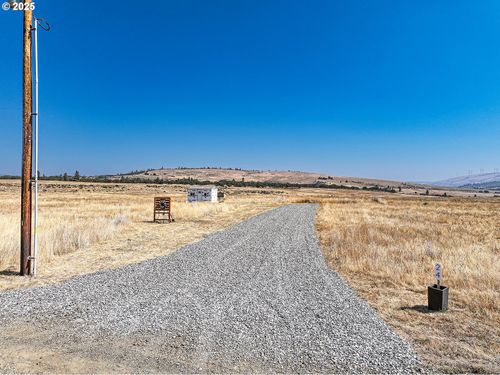 24 Jack Frost Way, Goldendale, WA, 98620-8600 | Card Image