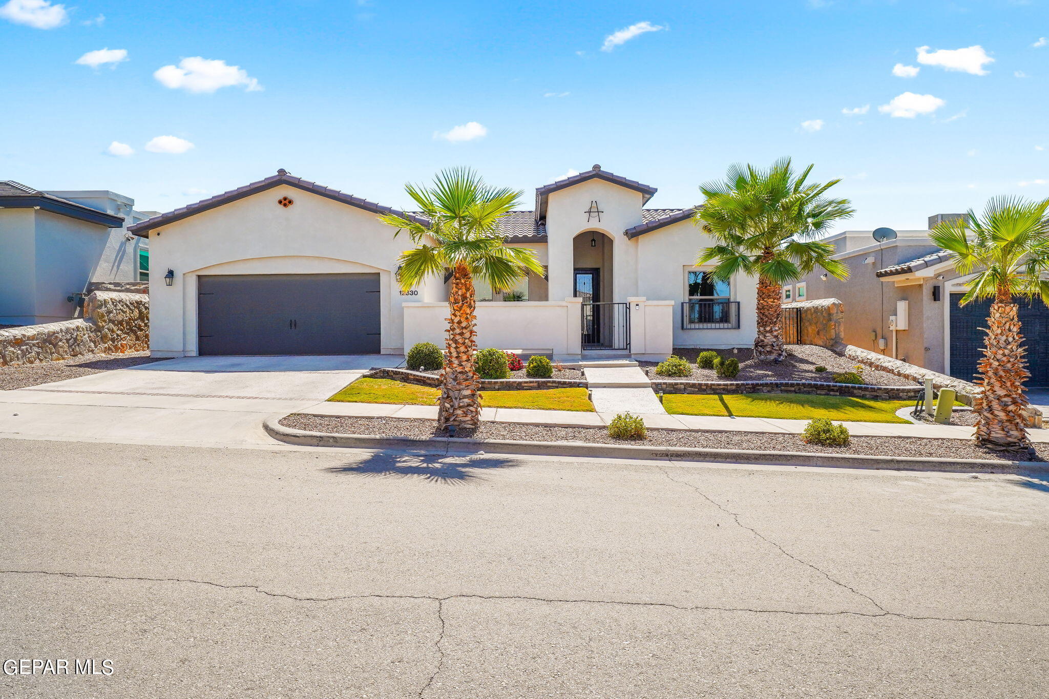 Aitken Dr, El Paso, TX 79928