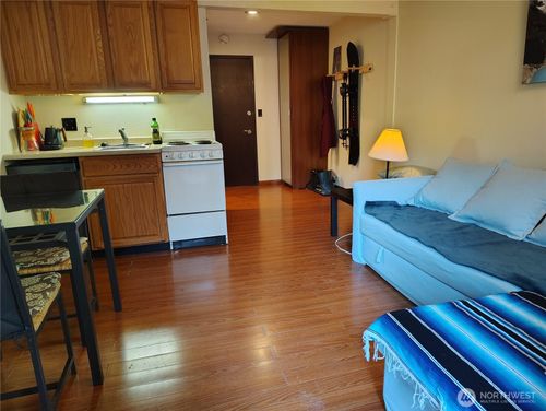 1017a-10433 Mt Baker Hwy, Deming, WA, 98244-9538 | Card Image