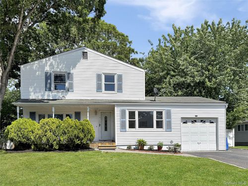 17 Belair Rd, Selden, NY, 11784-1750 | Card Image