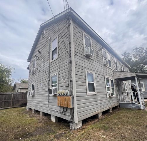 1412 Sydnor Street, Houston, TX, 77020 | Card Image