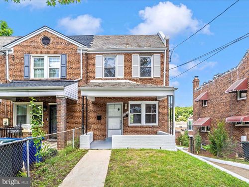 3960 Blaine St Ne, WASHINGTON, DC, 20019-3333 | Card Image