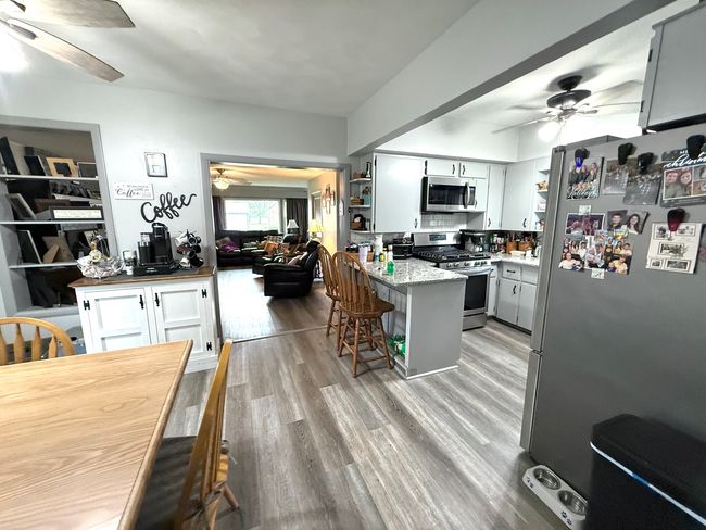 201 N Meyers Ave, House other with 4 bedrooms, 2 bathrooms and 2 parking in MILLEDGEVILLE IL | Image 19