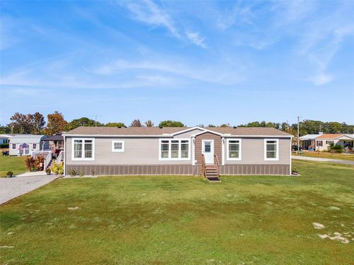 1193 Nw 12th Ln, Lake Panasoffkee, FL, 33538-6248 | Card Image