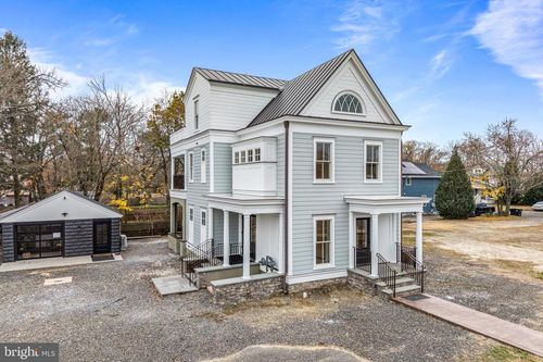 300 S Route 73, Berlin, NJ, 08009-1756 | Card Image