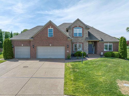 4298 Huntington Ridge Cir, Newburgh, IN, 47630-9088 | Card Image