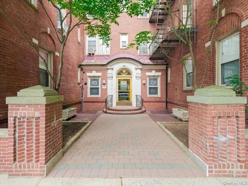 2c-1560 E E 18th St, Brooklyn, NY, 11230-7250 | Card Image