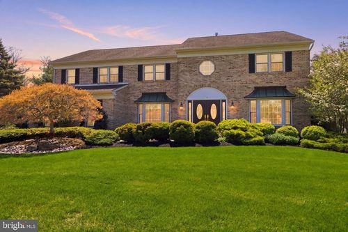 74 Radcliff Dr, Doylestown, PA, 18901-2656 | Card Image