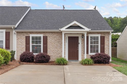 2045 Pin Oak Pl, Cramerton, NC, 28032-1540 | Card Image