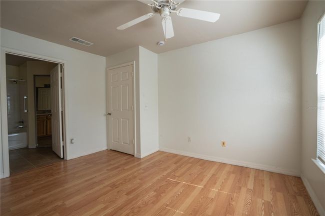 APT-1404 - 9053 Lee Vista Blvd, Condo with 2 bedrooms, 2 bathrooms and null parking in ORLANDO FL | Image 4