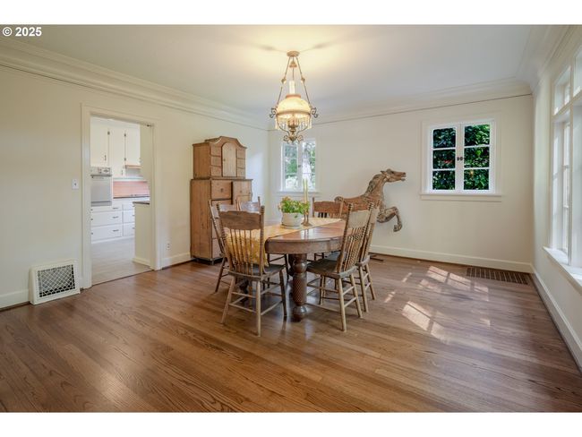 92216 Whiskey Rd, House other with 6 bedrooms, 3 bathrooms and 2 parking in Warrenton OR | Image 18