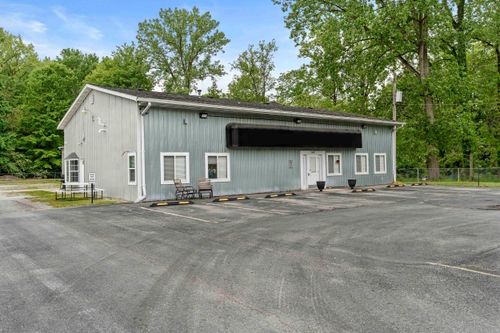 6662 W Johnson Rd, La Porte, IN, 46350-8243 | Card Image