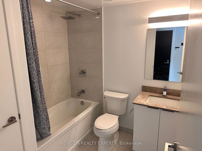 3112 - 501 Yonge St, Condo with 3 bedrooms, 2 bathrooms and 1 parking in Toronto ON | Image 13