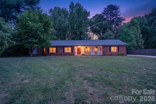 7142 Little Mountain Rd, Sherrills Ford, NC, 28673-9737 | Card Image