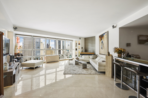 42c-146 W 57th St, New York, NY, 10019-0079 | Card Image