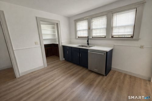 apt-1-40 Rogers St, Branford, CT, 06405-3696 | Card Image