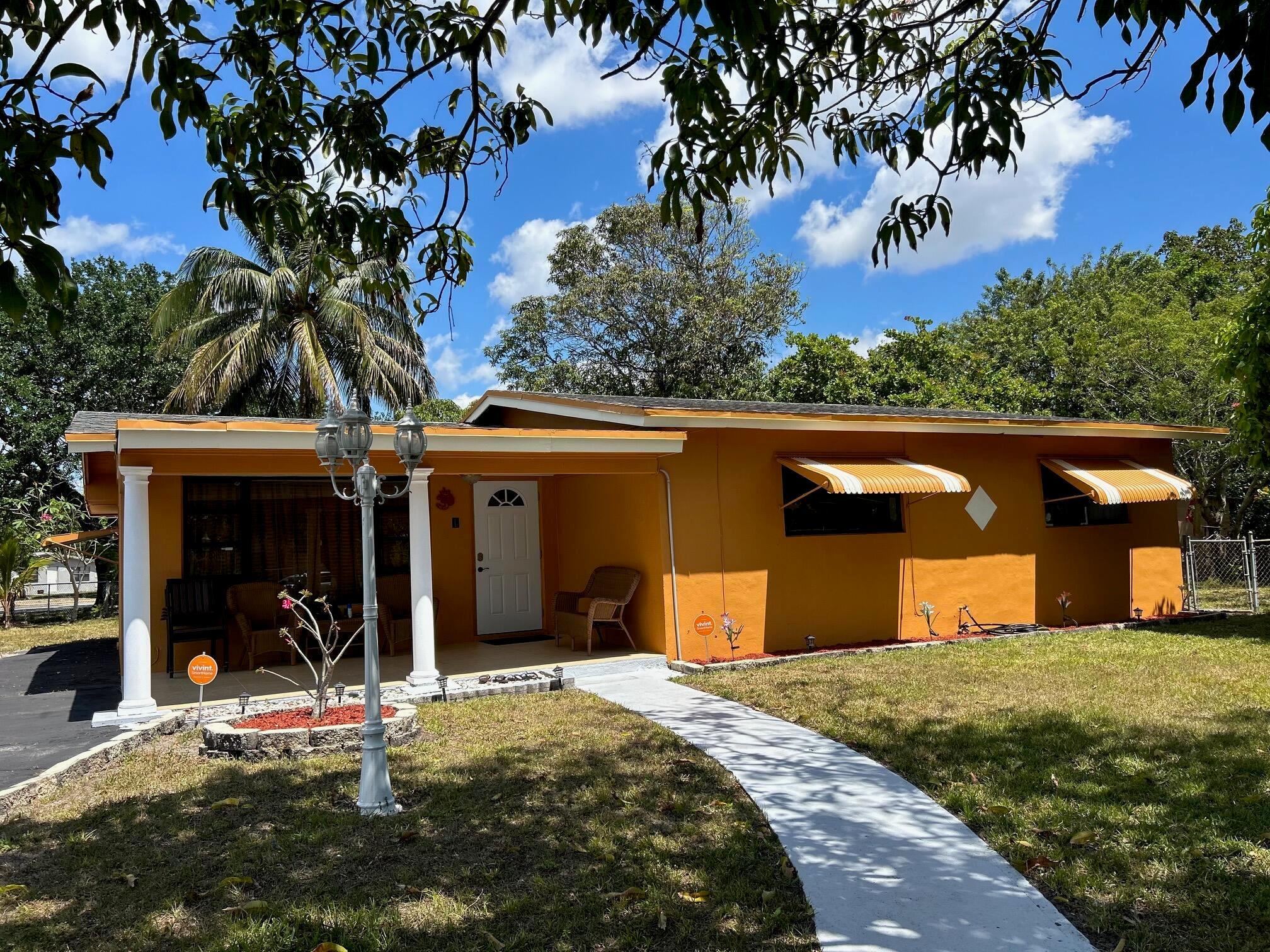 15th Ave, Fort Lauderdale, FL 33311