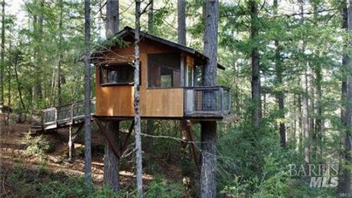 15960 Bottle Rock Rd, Cobb, CA, 95426-1479 | Card Image