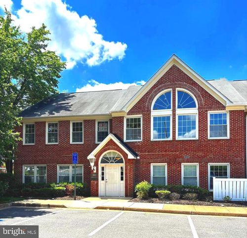 a-9669 Main St, FAIRFAX, VA, 22031-3742 | Card Image
