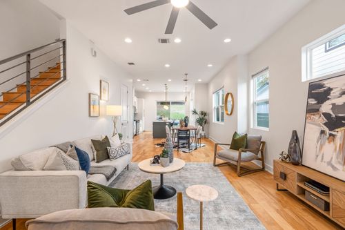 a-1301 Cometa St, Austin, TX, 78721-1219 | Card Image