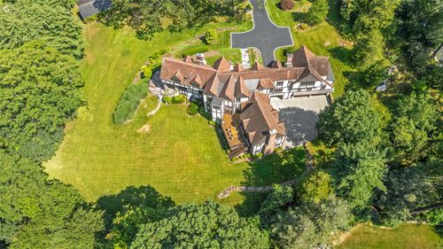 4 Commodore Ave, Rye, NY, 10580-1864 | Card Image