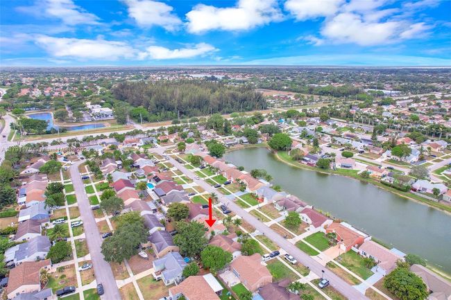 18982 Cloud Lake Cir, House other with 2 bedrooms, 2 bathrooms and null parking in Boca Raton FL | Image 51
