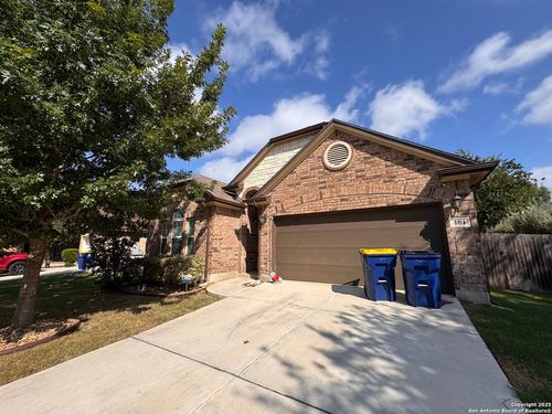 104 Dykes Ln, Cibolo, TX, 78108-3775 | Card Image