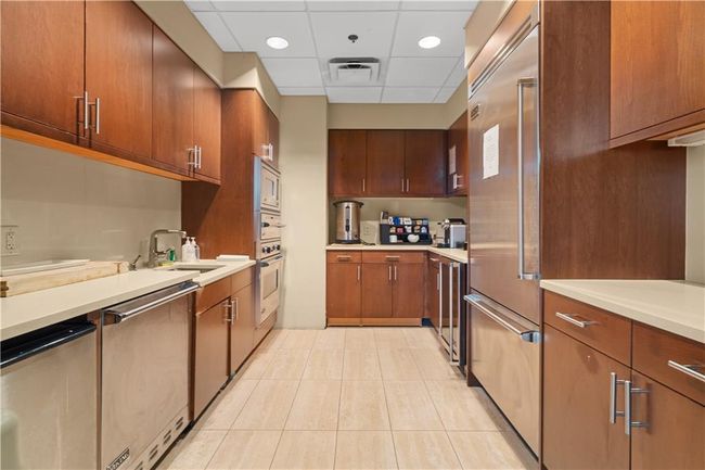 2309 - 3630 Peachtree Rd Ne, Condo with 1 bedrooms, 2 bathrooms and null parking in Atlanta GA | Image 40