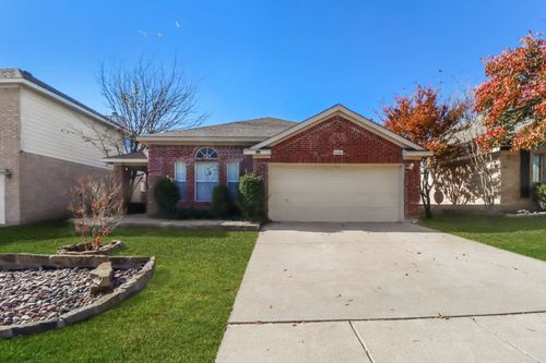 8208 Dynasty Dr, Fort Worth, TX, 76123-1866 | Card Image